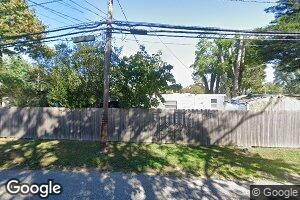 87 Front St, Bay Shore, NY 11706