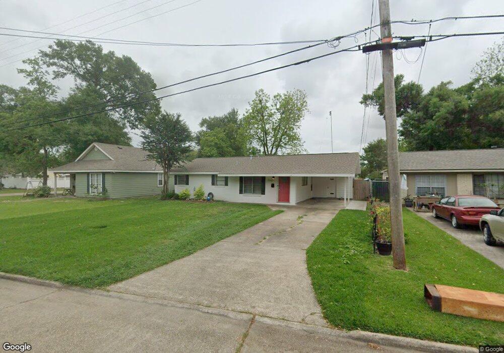 305 Overhill Dr, Lake Charles, LA 70605 - photo 1