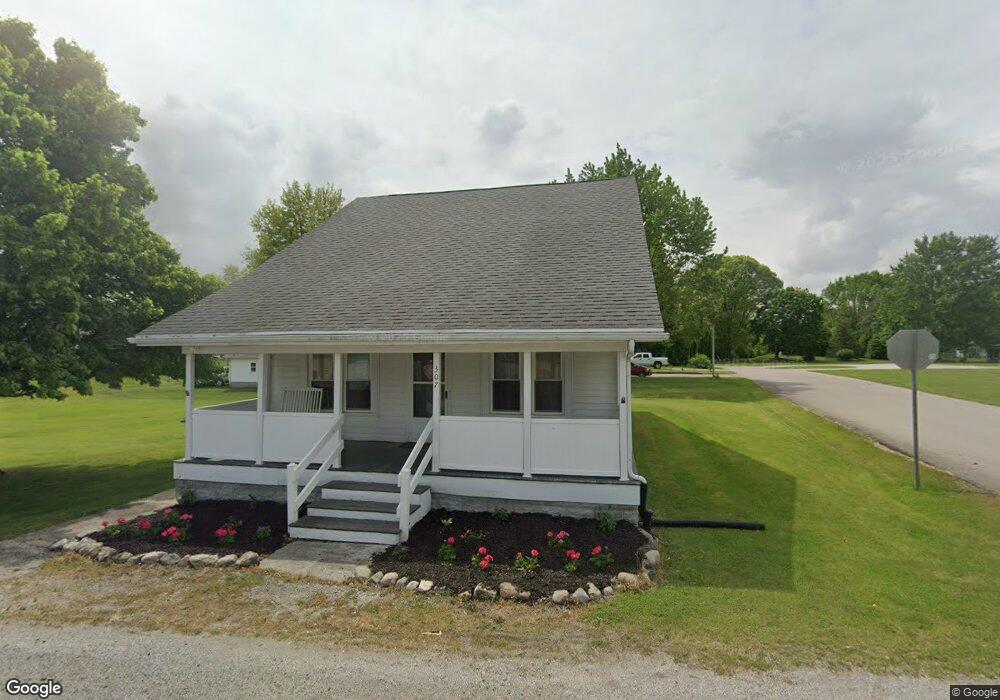 307 N Maple St, Converse, IN 46919 - photo 1