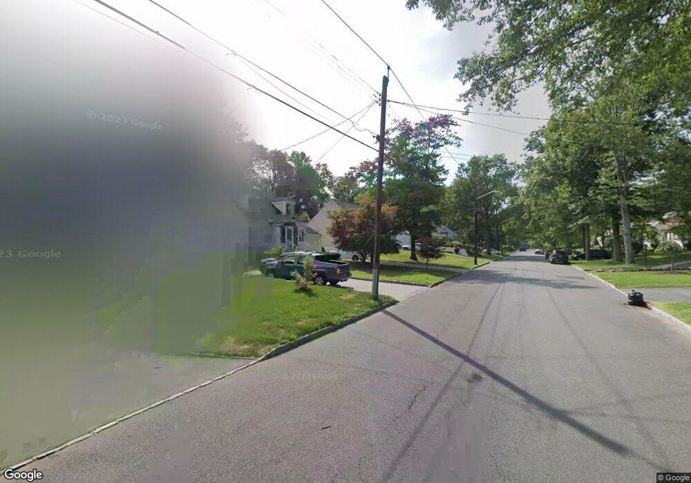 49 W Cedar St, Livingston, NJ 07039 - photo 1