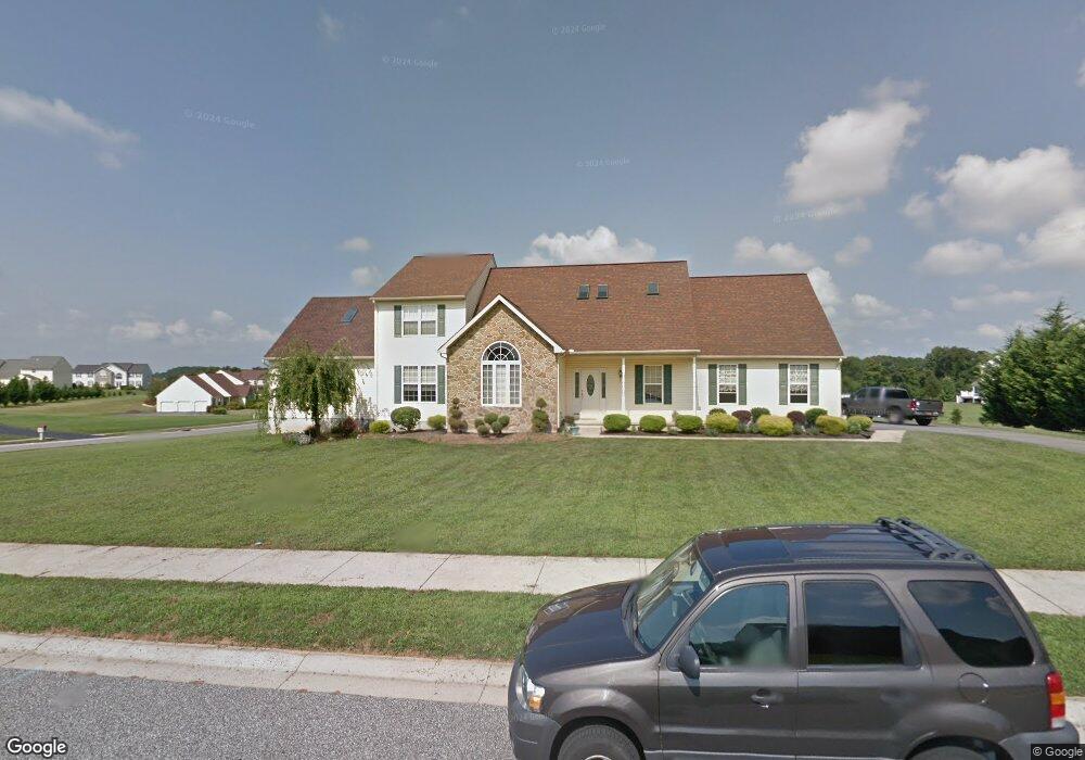 315 Wheatsheaf Dr, New Castle, DE 19720 - photo 1