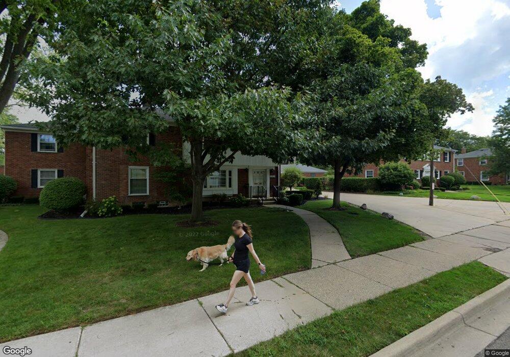 16871 Saint Paul St unit 42, Grosse Pointe Park, MI 48230 - photo 1