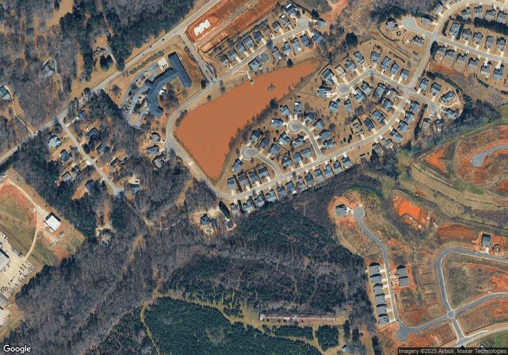 239 Lakeview Bend Cir, Jefferson, GA 30549 - photo 1