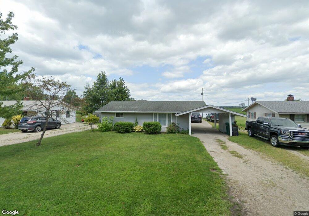 213 E Hocker St, Monroe, IN 46772 - photo 1