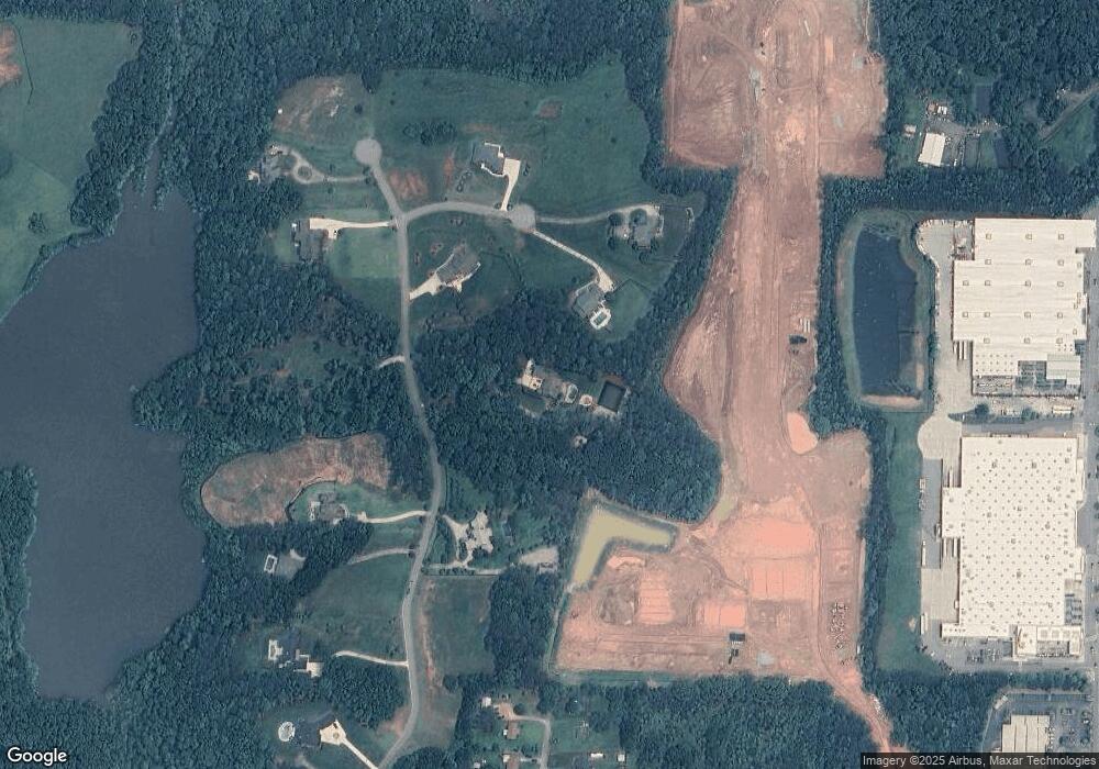 110 Sycamore Dr, Carrollton, GA 30117 - photo 1