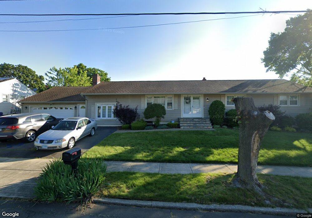 35 Robin Rd, West Haven, CT 06516 - photo 1