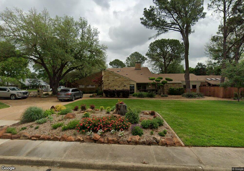 1116 Mockingbird Cir, Ennis, TX 75119 - photo 1