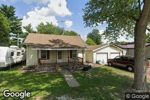 34 N Green St, Winchester, IL 62694