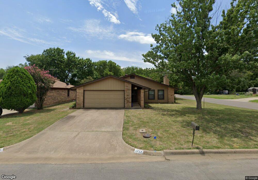 1717 Broadway St, Denton, TX 76201 - photo 1