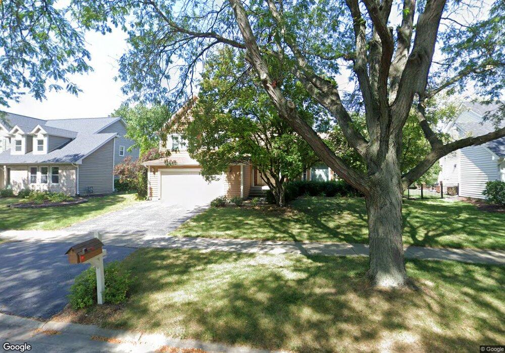 1223 Oakton Ln, Naperville, IL 60540 - photo 1