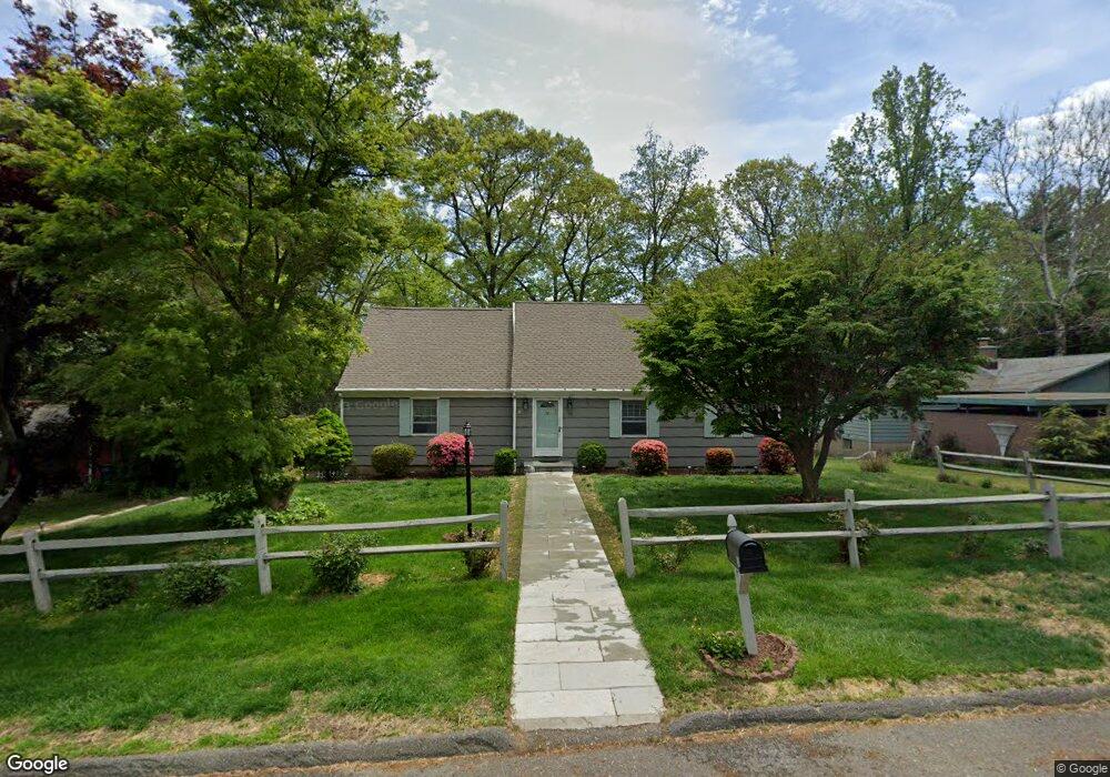 18 Glen Spring Dr, Trumbull, CT 06611 - photo 1