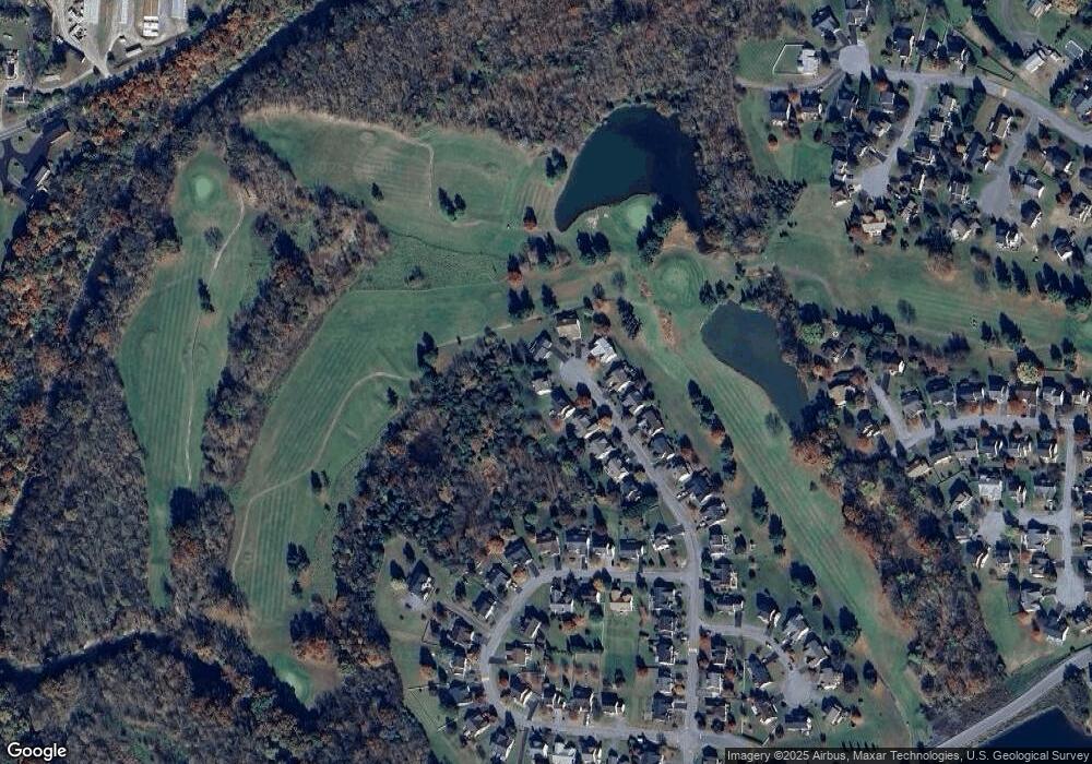 323 Hook Dr, Martinsburg, WV 25405 - photo 1