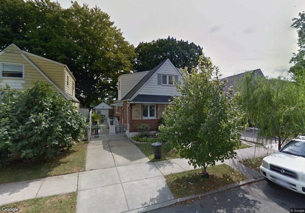 6443 138th St, Flushing, NY 11367 - photo 1