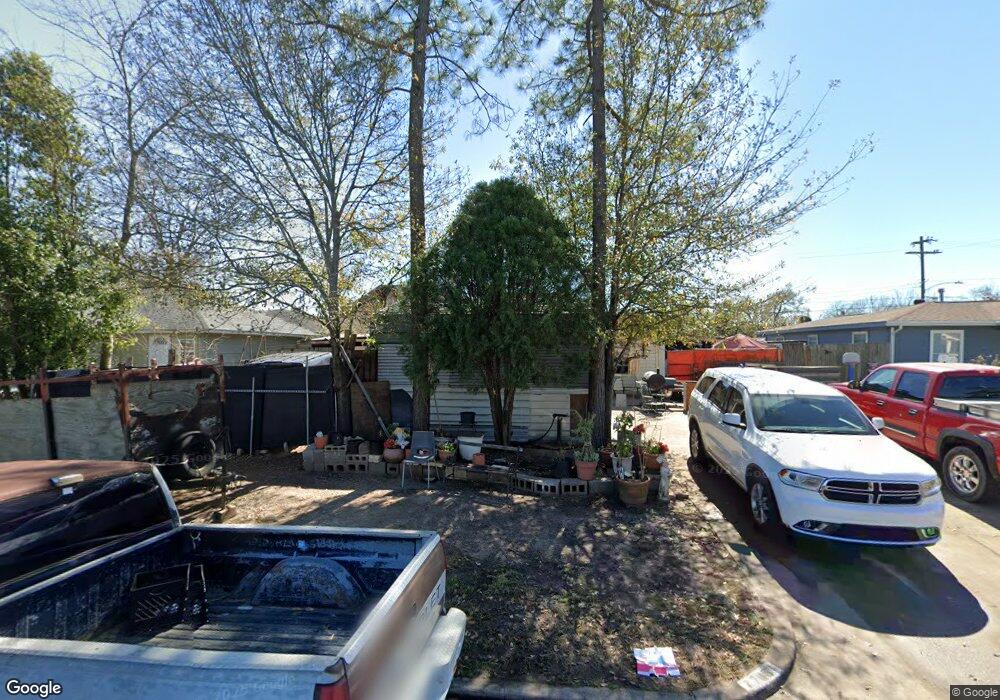 7706 Southern St, Houston, TX 77087 - photo 1