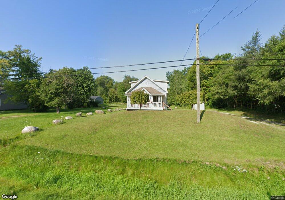 2625 Beach Rd, Port Huron, MI 48060 - photo 1