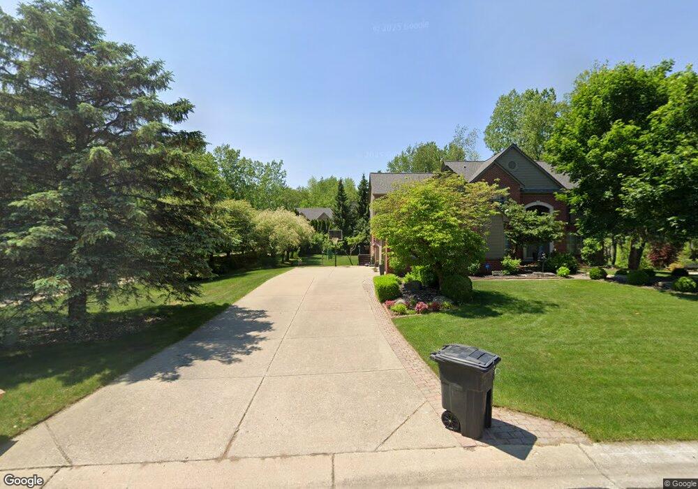 4055 Arcadia Dr, Auburn Hills, MI 48326 - photo 1