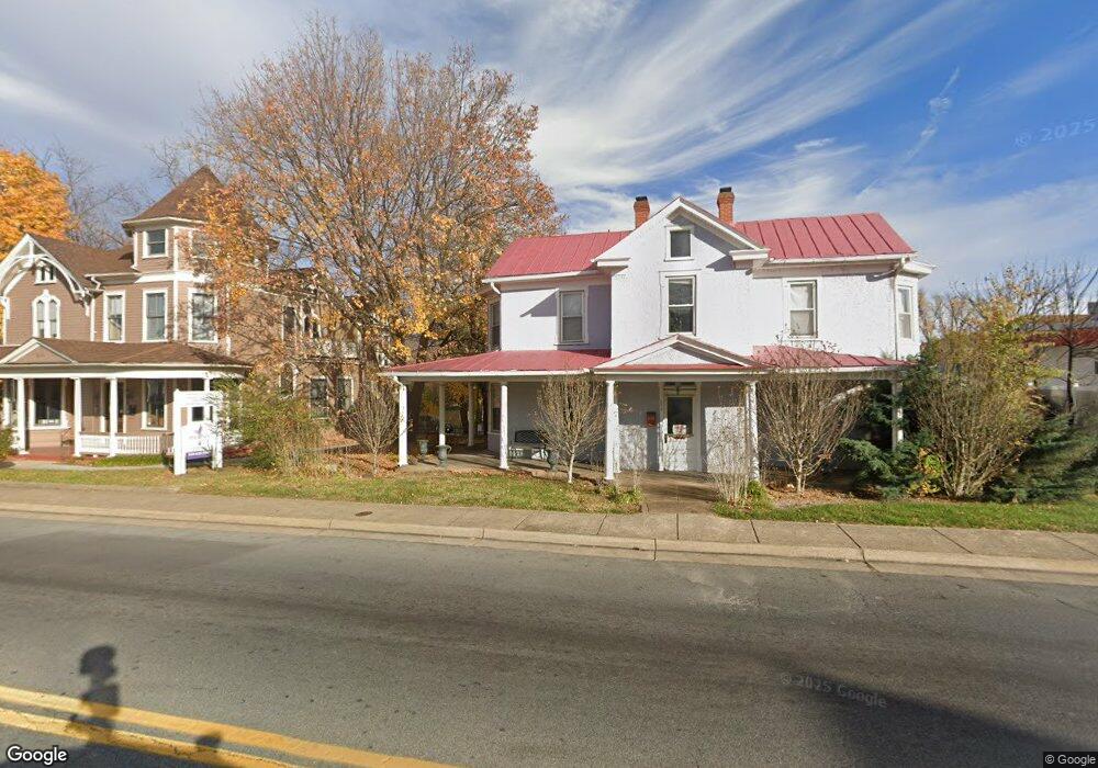 228 S Royal Ave, Front Royal, VA 22630 - photo 1