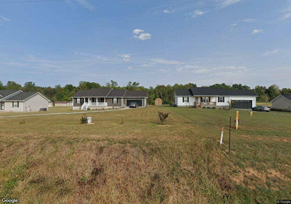 11939 Old Kentucky Rd, Walling, TN 38587 - photo 1