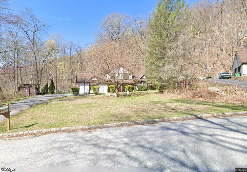 93 W Shore Dr, Vernon, NJ 07462 - photo 1