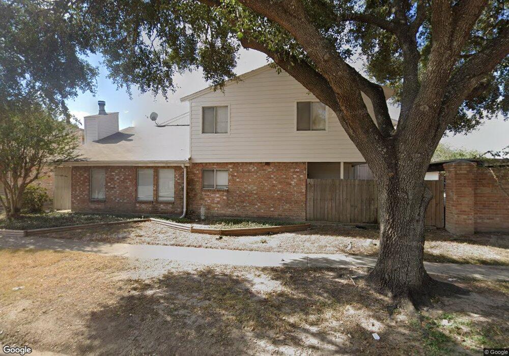 7861 Green Lawn Dr unit 7861, Houston, TX 77088 - photo 1