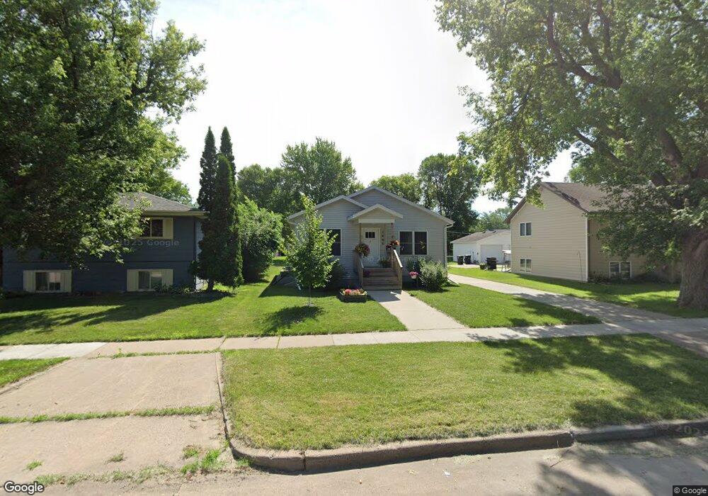 1406 16 1 2 St S, Fargo, ND 58103 - photo 1