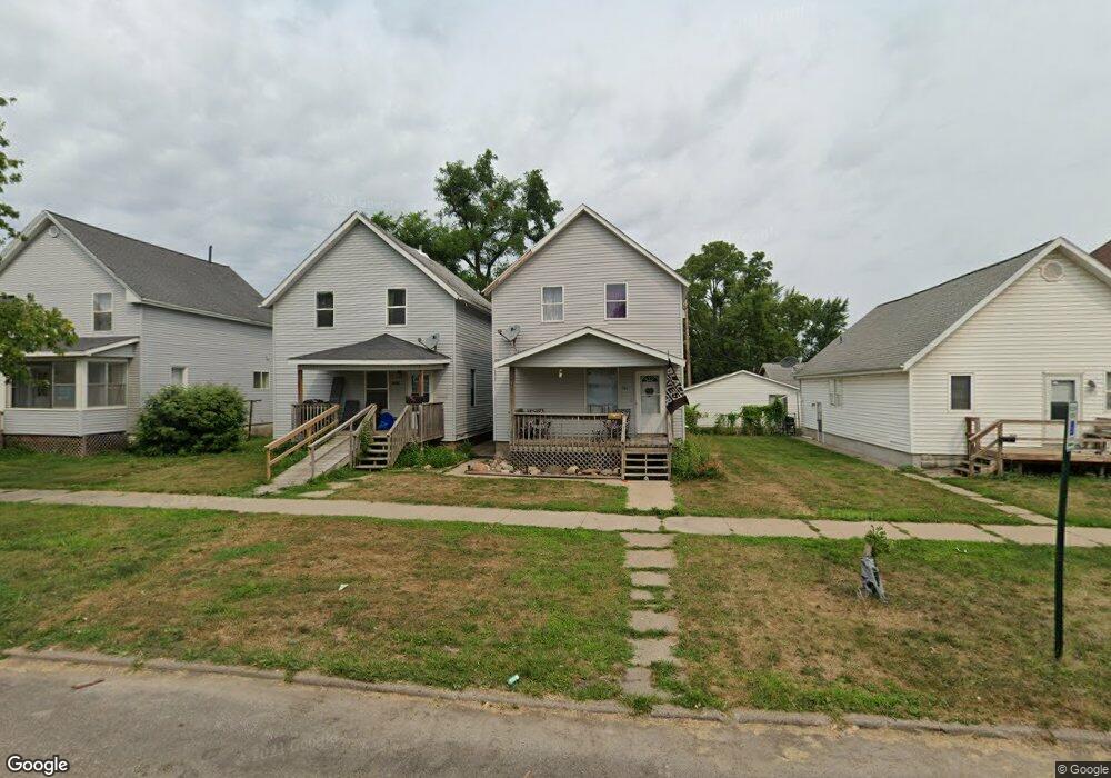 914 A Ave NW, Cedar Rapids, IA 52405 - photo 1