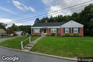 17 Skyridge Ln Unit 1, Springfield, MA 01128