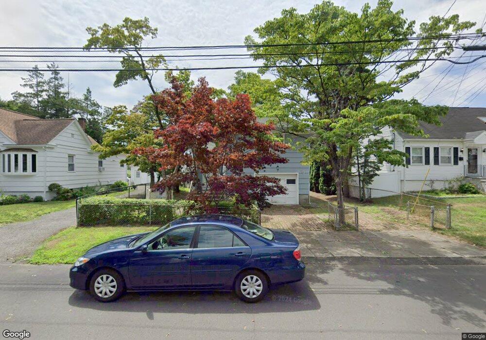 29 Francis St, Fairfield, CT 06824 - photo 1