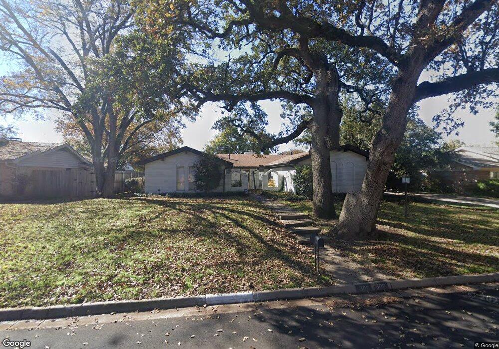 309 Cooper Dr, Hurst, TX 76053 - photo 1