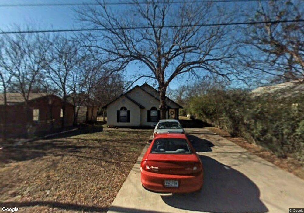 809 S Mckinney St, Ennis, TX 75119 - photo 1