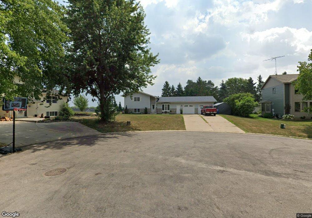 314 E Highview Ct, Sauk Rapids, MN 56379 - photo 1