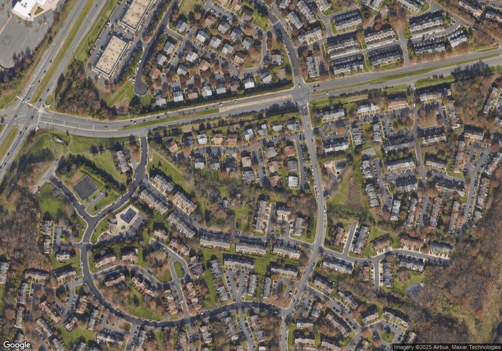 14015C Grumble Jones Ct, Centreville, VA 20121 - photo 1