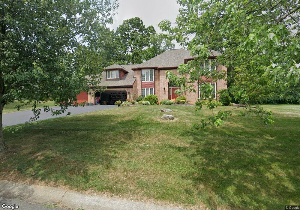 1795 Maplewood Ln, Allentown, PA 18103 - photo 1