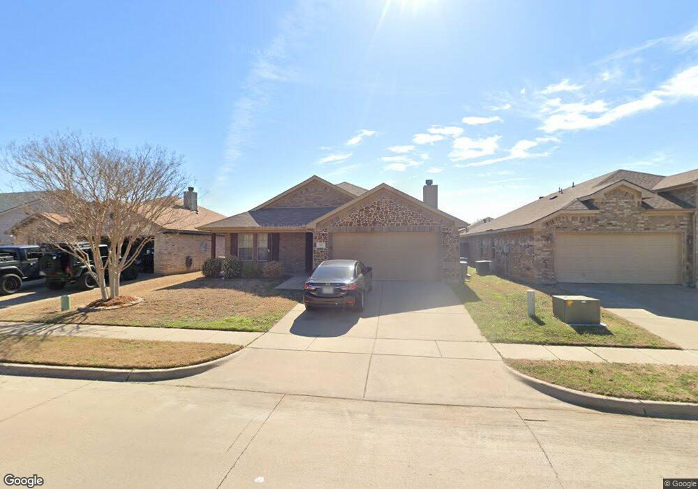 312 Sardius Blvd, Granbury, TX 76049 - photo 1