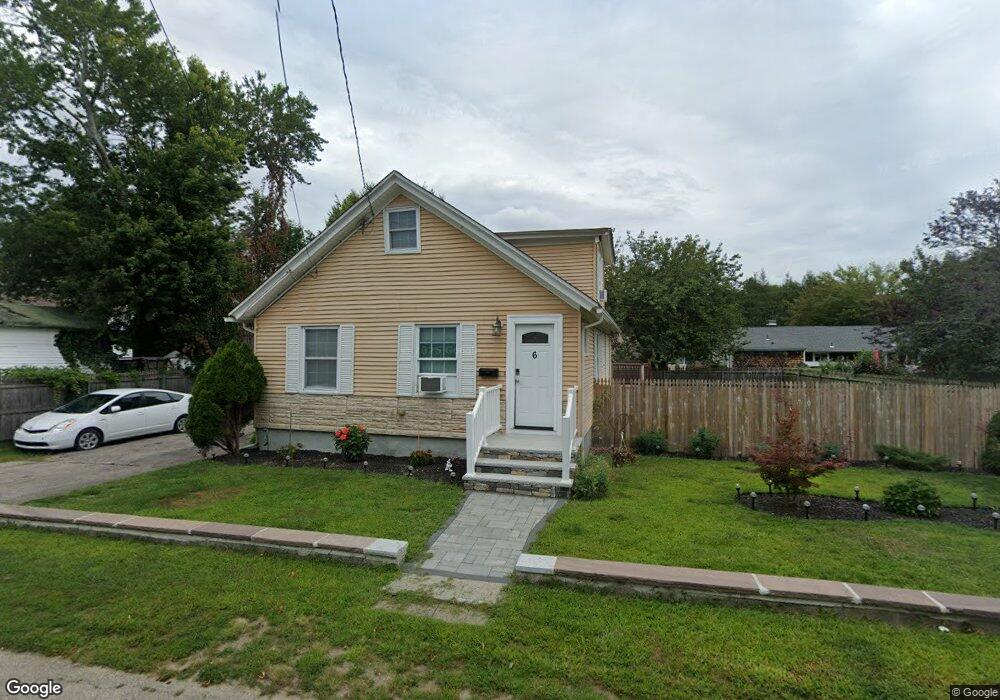 4 Kent St unit 4, West Warwick, RI 02893 - photo 1