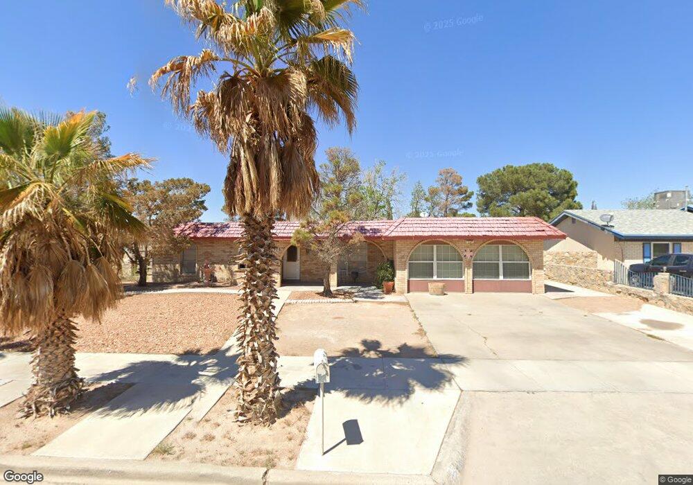 1576 S Kenazo Ave, Horizon City, TX 79928 - photo 1