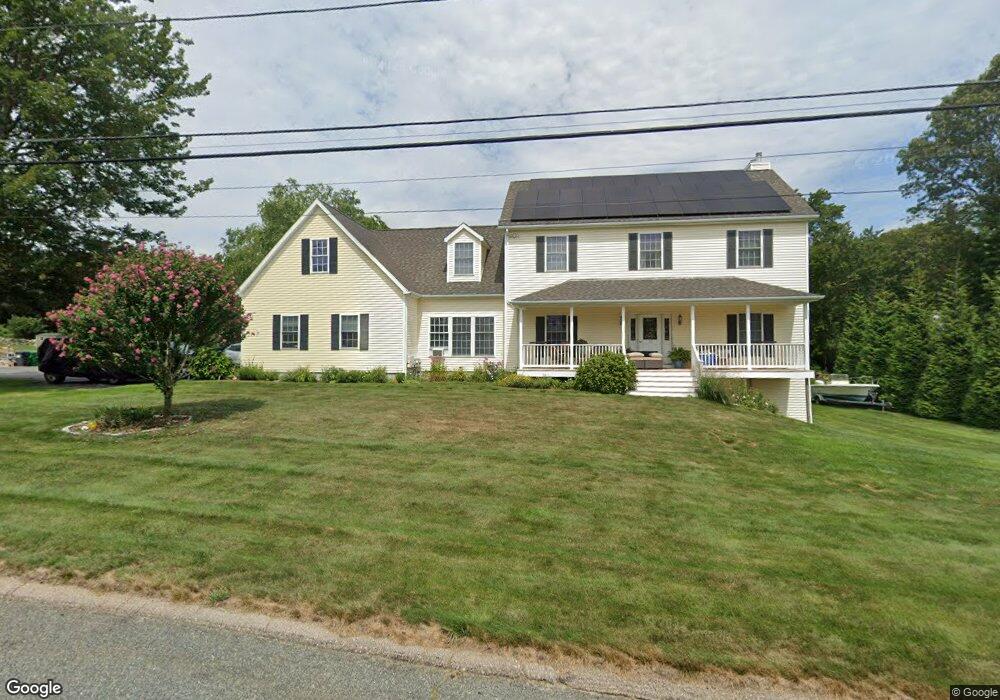 72 Hillside Rd, Wakefield, RI 02879 - photo 1