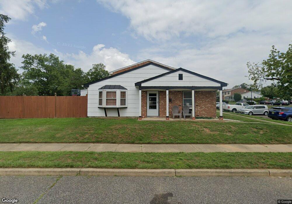 18 Farragut Ct, Willingboro, NJ 08046 - photo 1