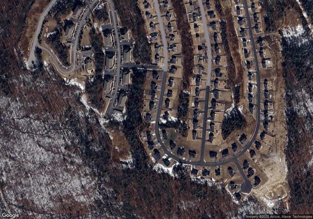 248 University Cir, Hooksett, NH 03106 - photo 1