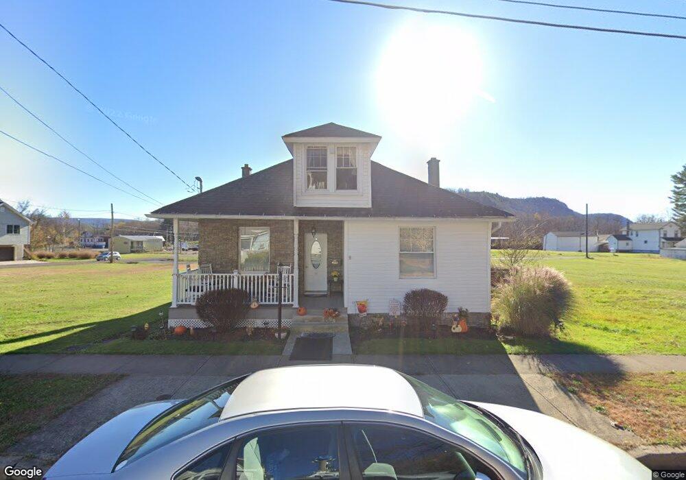 14 W Poplar St, Nanticoke, PA 18634 - photo 1