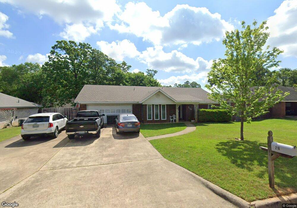 216 Jeffrey Ln, Wake Village, TX 75501 - photo 1