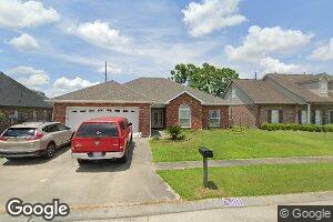 212 Tulip Dr, Houma, LA 70360