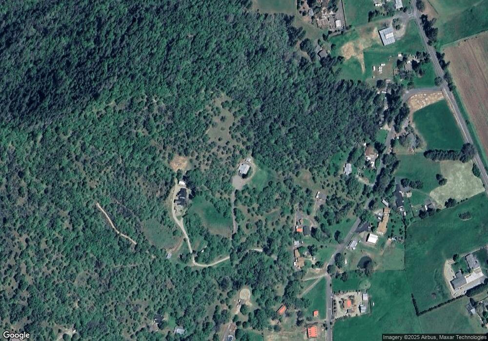 6749 Cypress Dr, Central Point, OR 97502 - photo 1