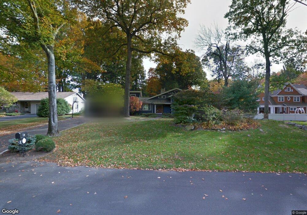 151 Random Rd, Fairfield, CT 06825 - photo 1