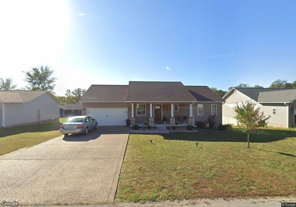 304 Murfield Dr, Poplar Bluff, MO 63901 - photo 1