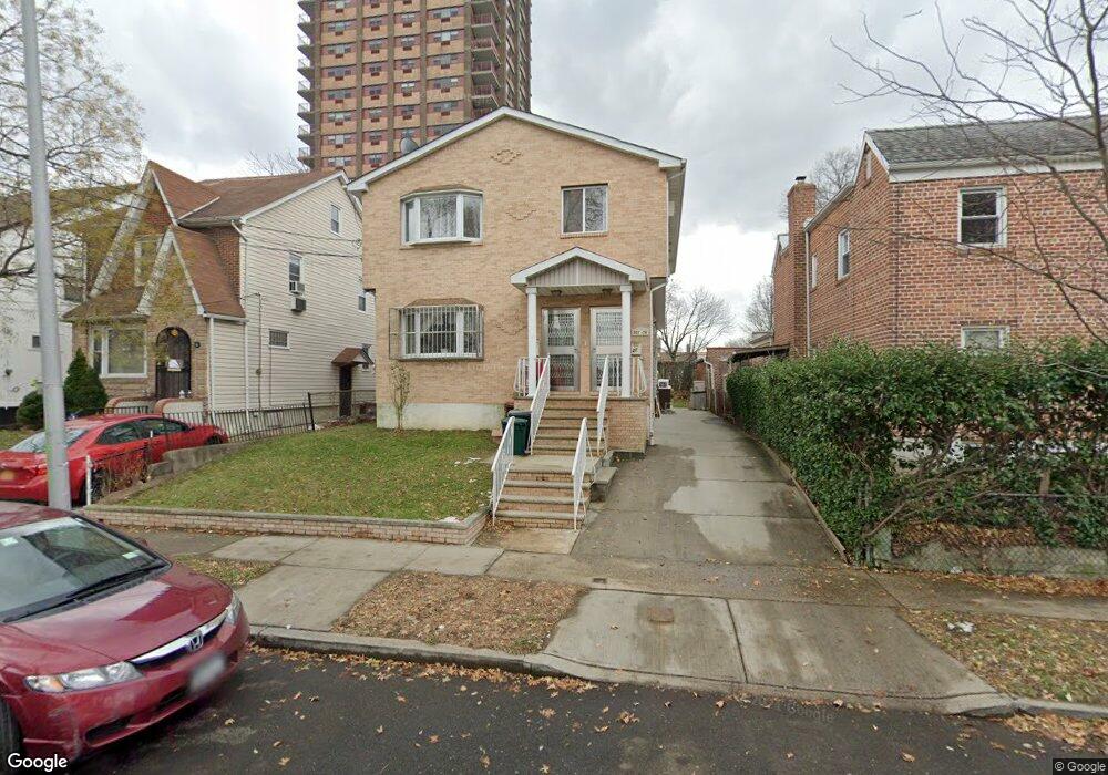 16106 65th Ave, Fresh Meadows, NY 11365 - photo 1