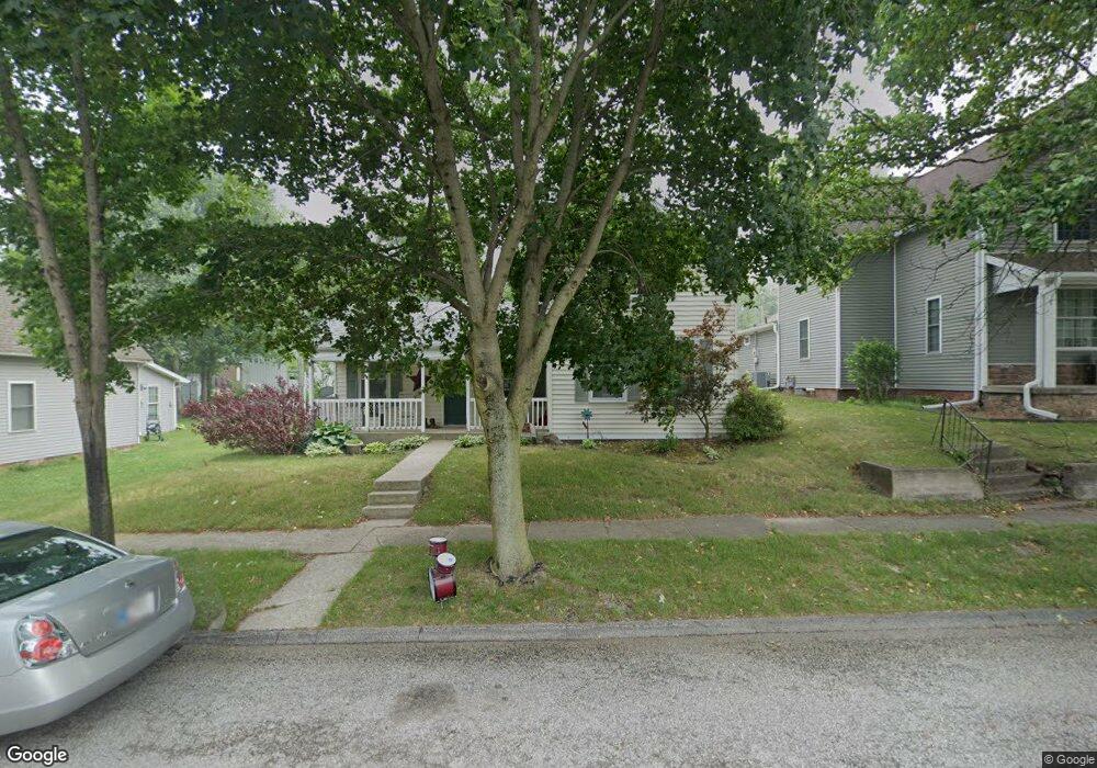 214 E Chestnut St, New Carlisle, IN 46552 - photo 1