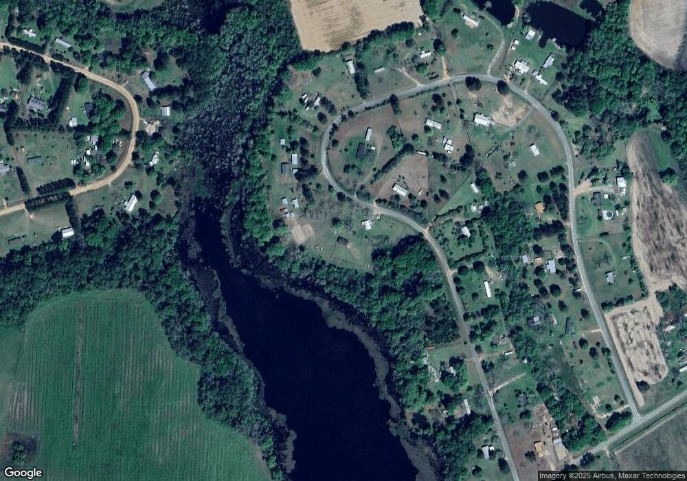 329 Hill Rd, Douglas, GA 31533 - photo 1