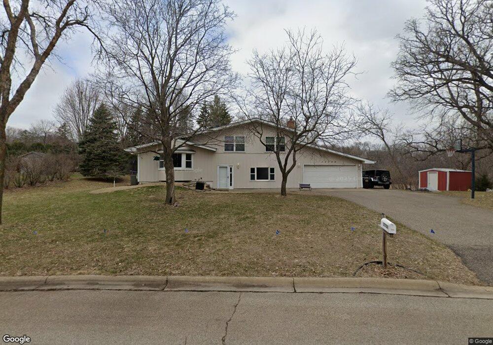 17708 Leemans Ct, Minnetonka, MN 55345 - photo 1