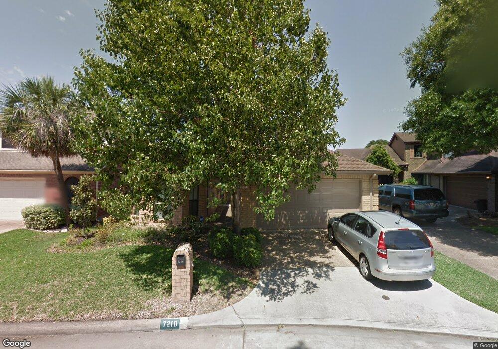 7210 N Hearthstone Green Dr, Houston, TX 77095 - photo 1